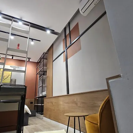 Tam Center Next To Blloku No2 Appartement