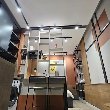 Tam Center Next To Blloku No2 아파트 티라나