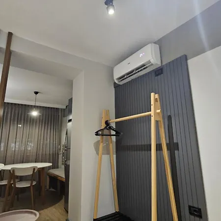 아파트 Tam Center Next To Blloku No2