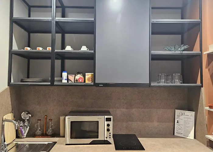 아파트 Tam Center Next To Blloku No2 티라나