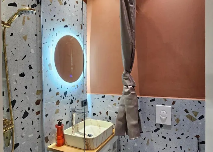 Tam Center Next To Blloku No2